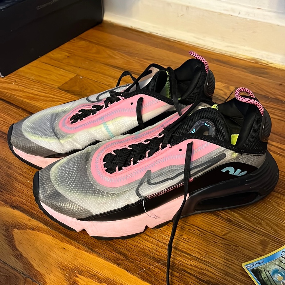 Nike air